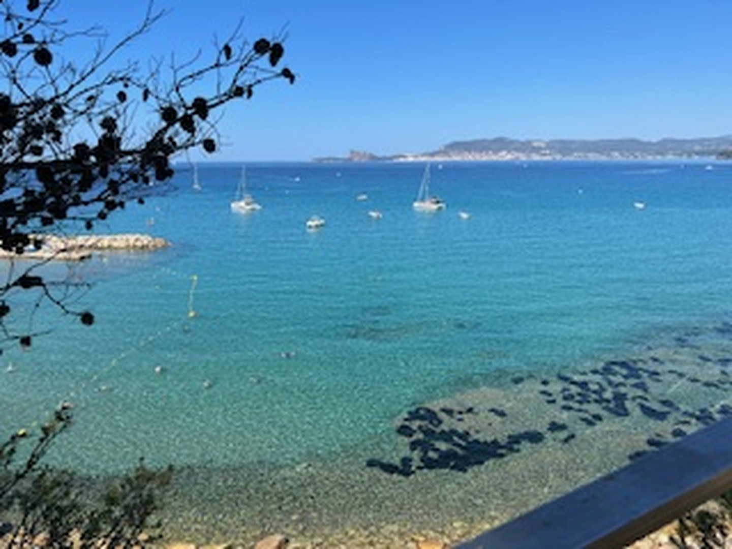 Plage de la Madrague vue 1